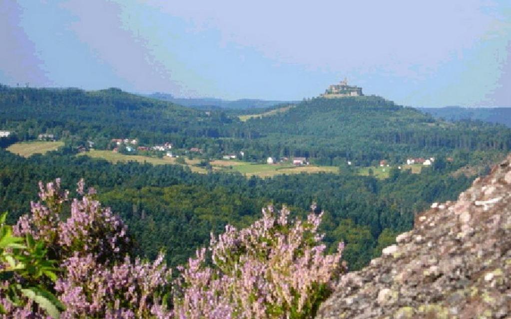 Gite La Belle Vue La Hoube Bagian luar foto